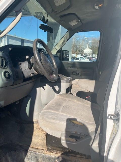 2013 Ford E-250 Commercial 2013 Ford E-250 Commercial