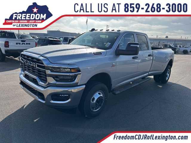 2026 RAM Ram 3500 RAM 3500 TRADESMAN CREW CAB 4X4 8 BOX