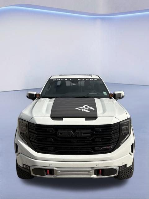 2025 GMC Sierra 1500 4WD Crew Cab Short Box AT4