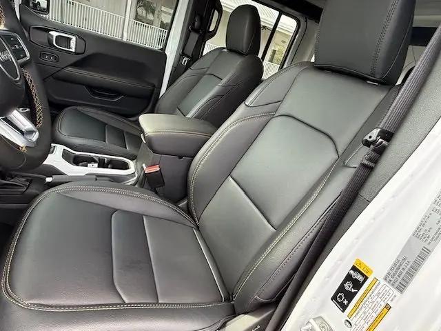 2024 Jeep Wrangler 4xe Sahara 4xe