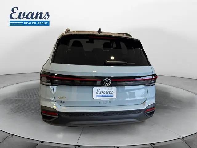2026 Volkswagen Taos SE Black