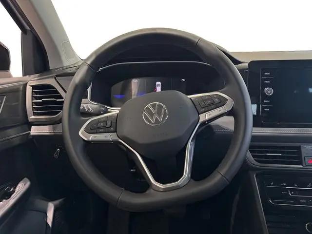 2026 Volkswagen Taos SE Black