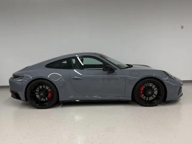 2024 Porsche 911 Carrera GTS