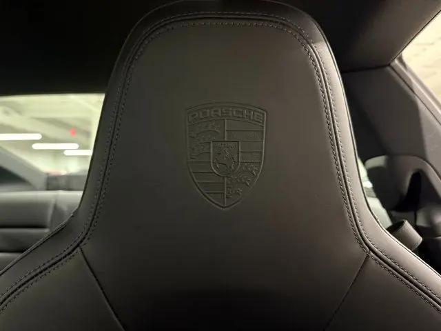 2024 Porsche 911 Carrera GTS