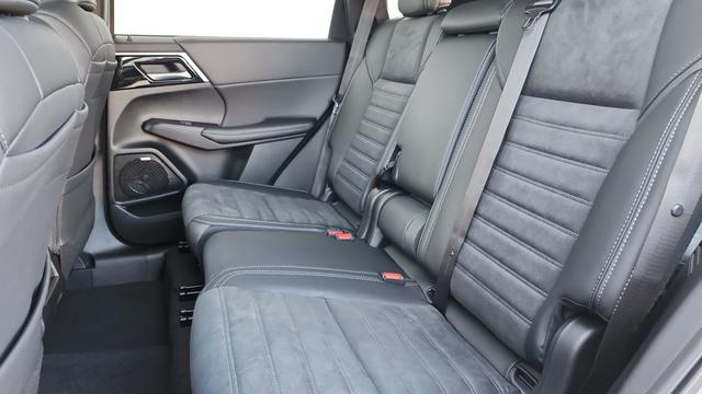 2026 Mitsubishi Outlander TRAIL EDITION S-AWC