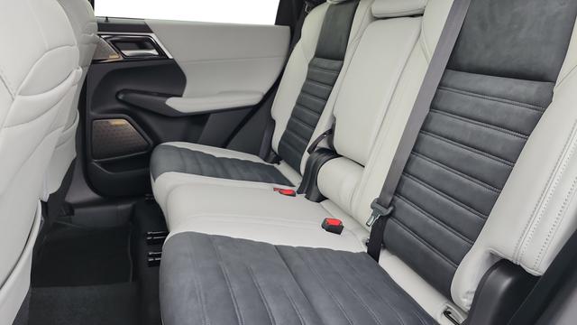 2026 Mitsubishi Outlander SE 1.5T 2WD