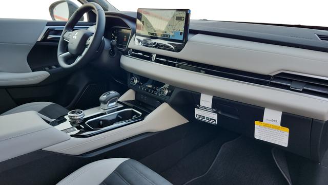 2026 Mitsubishi Outlander SE 1.5T 2WD