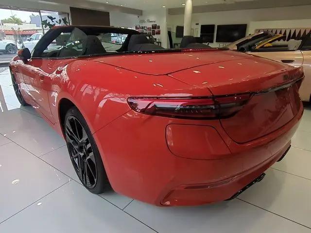 2025 Maserati GranCabrio Standard
