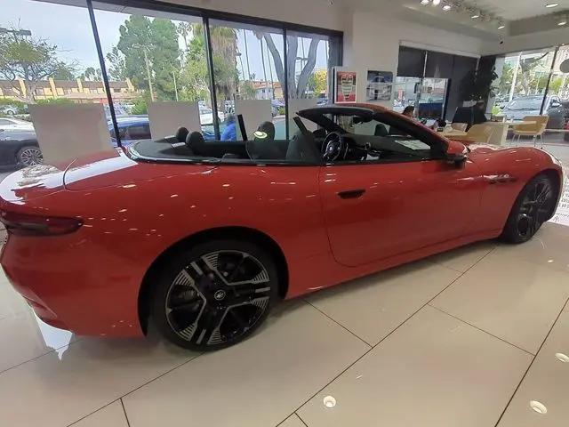 2025 Maserati GranCabrio Standard