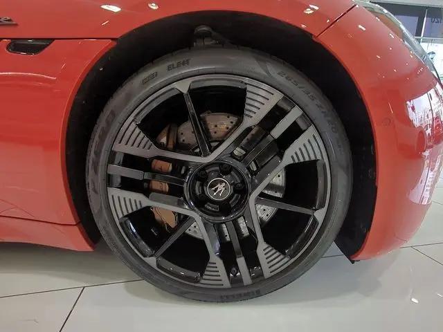 2025 Maserati GranCabrio Standard