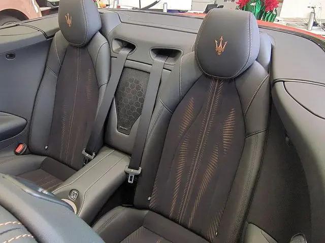 2025 Maserati GranCabrio Standard