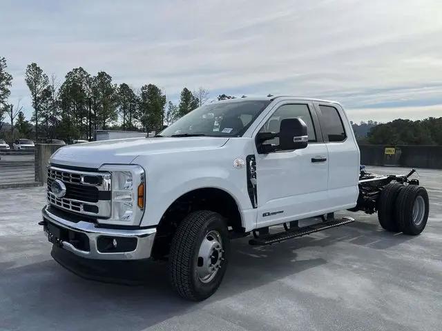 2026 Ford F-350 XLT
