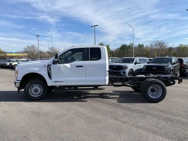 2026 Ford F-350 XLT