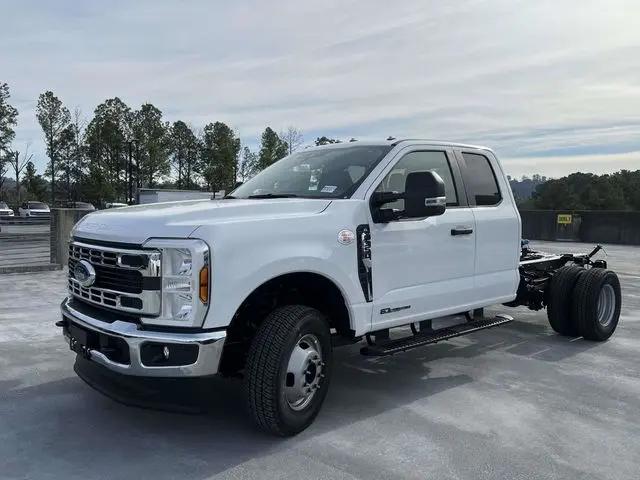 2026 Ford F-350 XLT