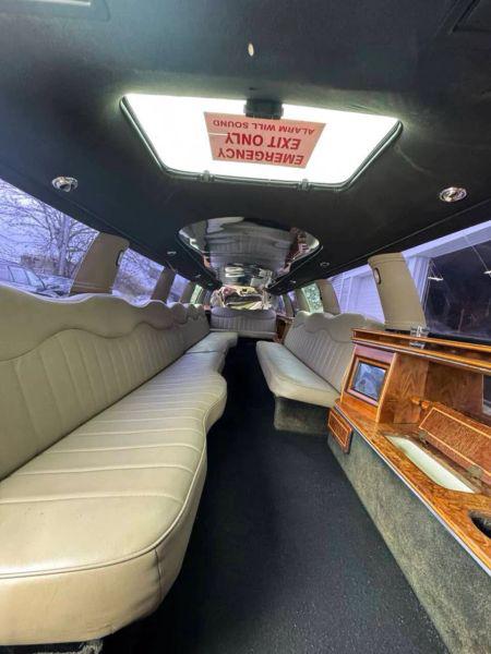 2002 Ford Excursion Base