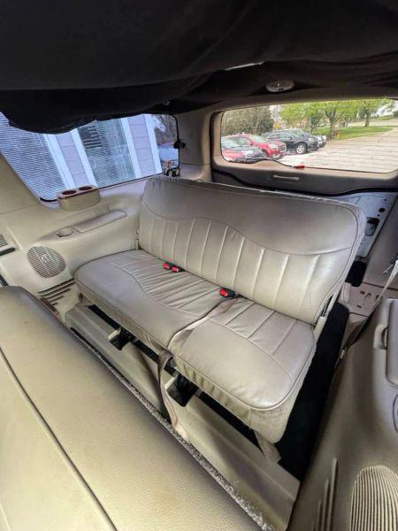 2002 Ford Excursion Base