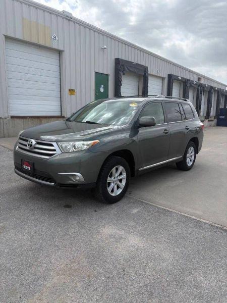 2013 Toyota Highlander Base Plus
