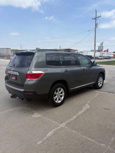 2013 Toyota Highlander Base Plus
