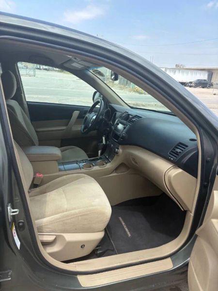 2013 Toyota Highlander Base Plus