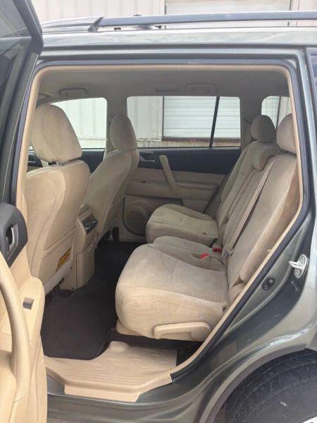 2013 Toyota Highlander Base Plus