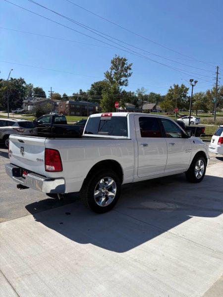 2017 Ram 1500 Big Horn Crew Cab 4x4 5'7" Box