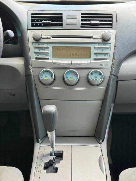 2009 Toyota Camry LE