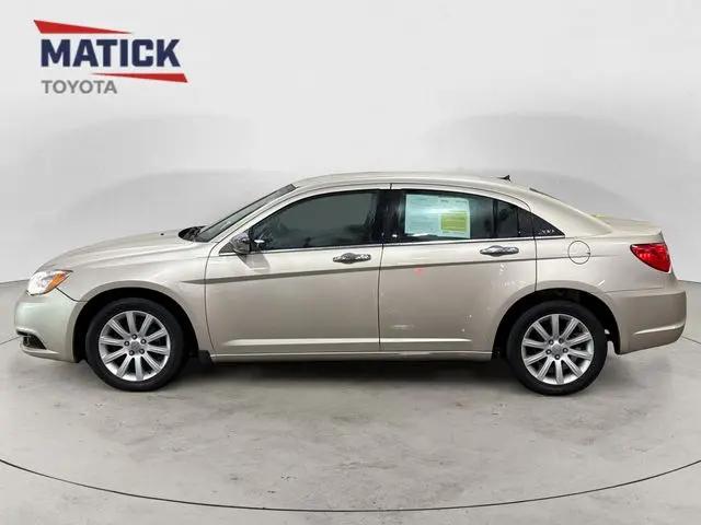 2014 Chrysler 200 Limited