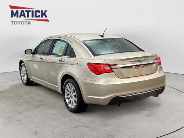2014 Chrysler 200 Limited