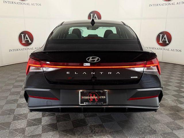 2026 Hyundai Elantra Hybrid SEL Sport