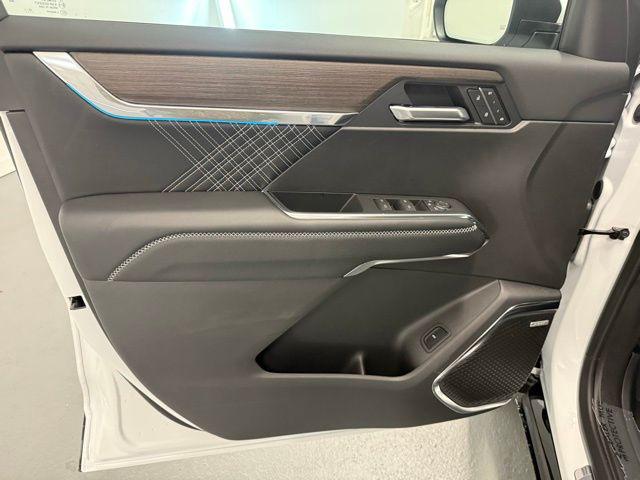 2026 GMC Acadia Denali FWD