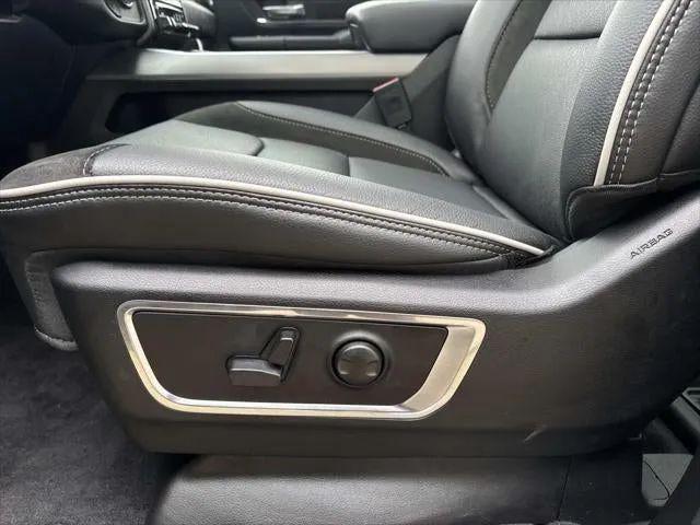 2026 Ram 1500 Laramie Crew Cab 4x4 57 Box