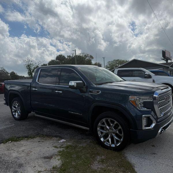 2020 GMC Sierra 1500 4WD Crew Cab Short Box Denali