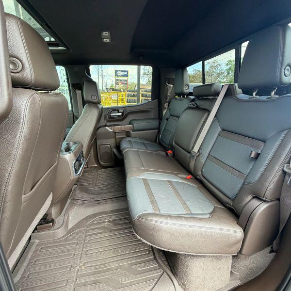 2020 GMC Sierra 1500 4WD Crew Cab Short Box Denali
