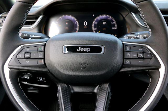 2025 Jeep Grand Cherokee L Laredo X 4x2