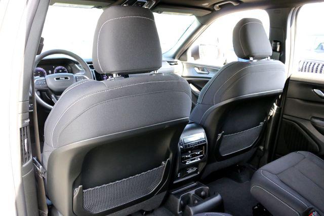 2025 Jeep Grand Cherokee L Laredo X 4x2