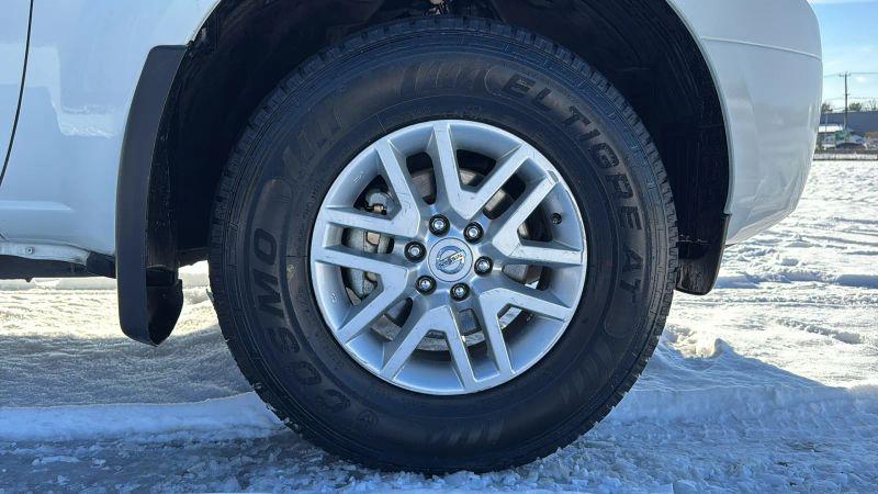 2021 Nissan Frontier Crew Cab SV 4x2