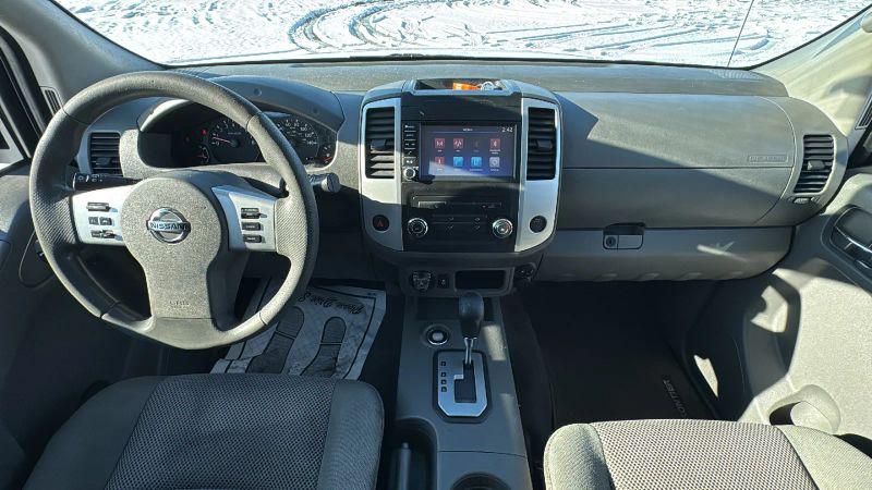 2021 Nissan Frontier Crew Cab SV 4x2