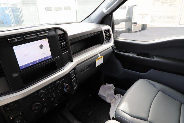 2024 Ford F-550 XL
