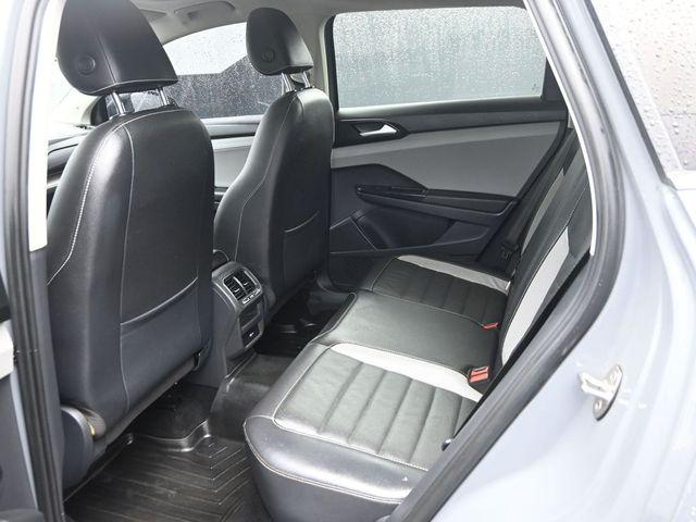2022 Volkswagen Taos 1.5T SEL