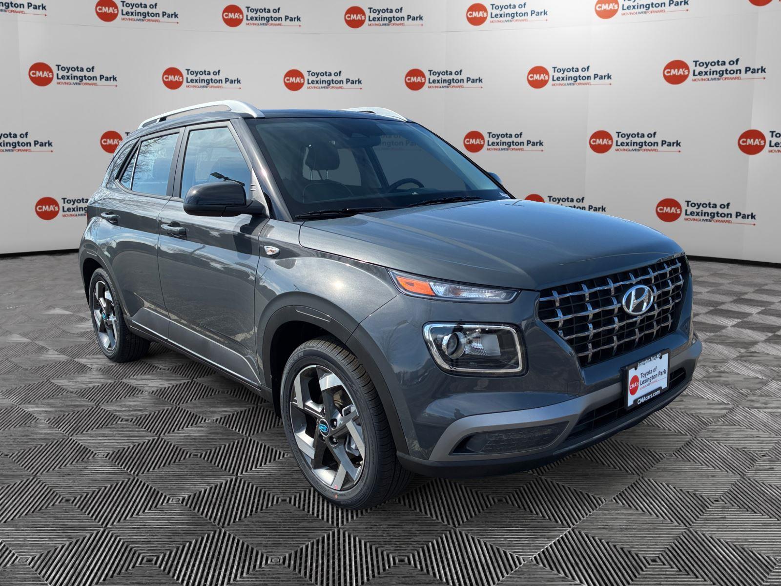 2026 Hyundai Venue SEL w/Two-Tone Roof