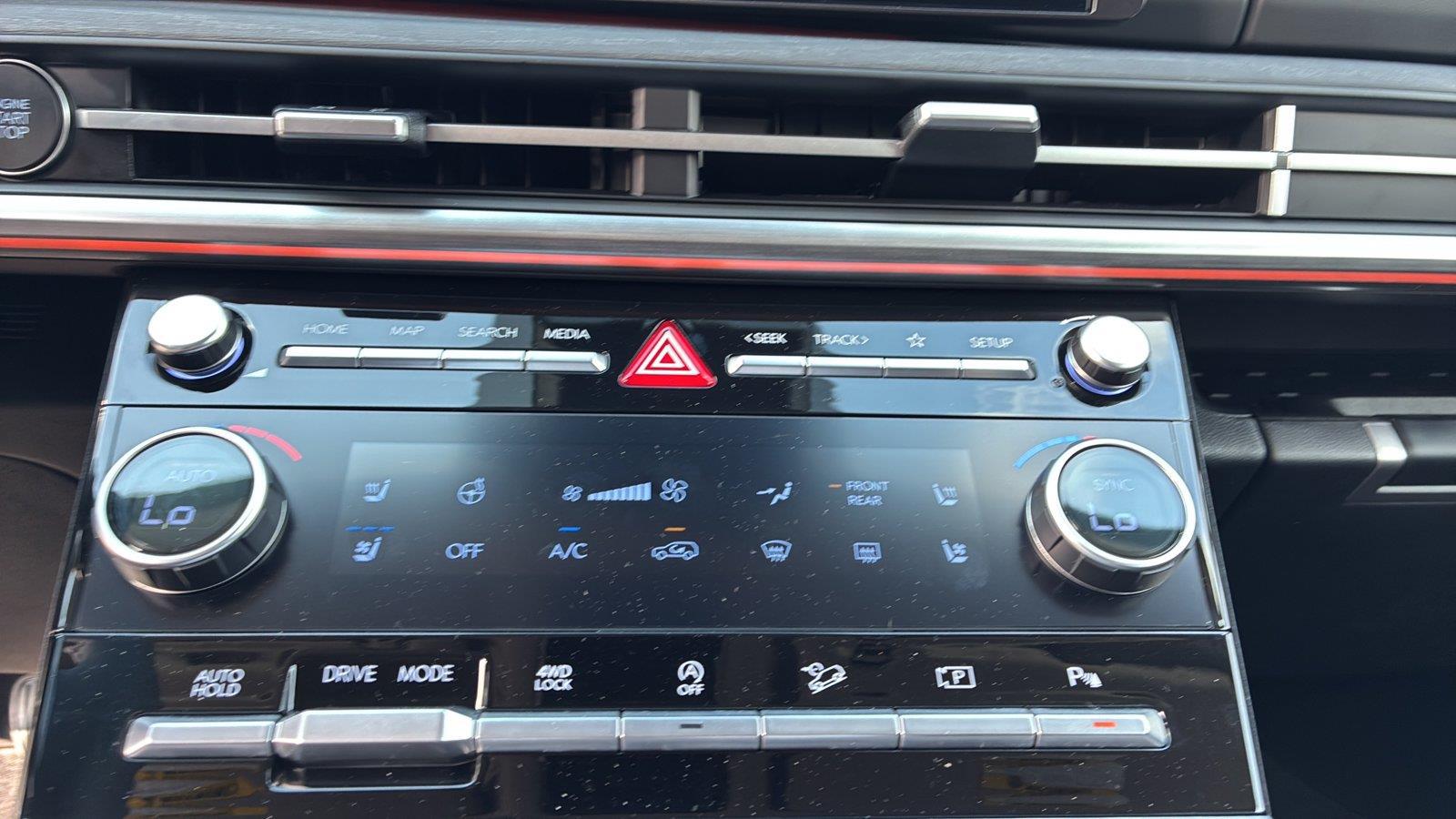 2026 Hyundai Santa Fe Limited - Photo 21