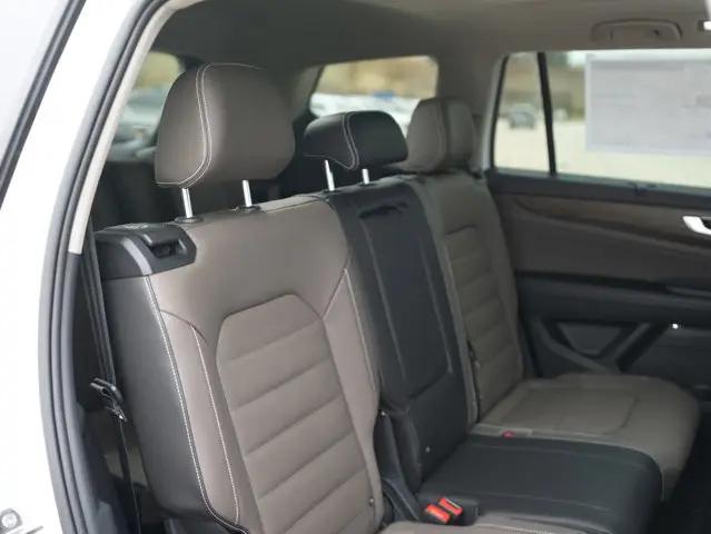 2026 Volkswagen Atlas SEL