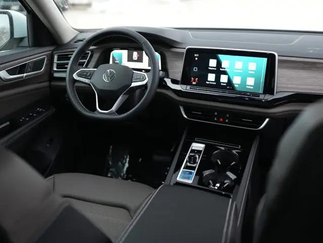 2026 Volkswagen Atlas SEL