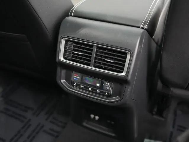 2026 Volkswagen Atlas SEL