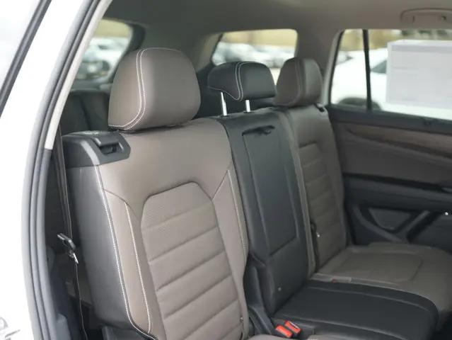 2026 Volkswagen Atlas SEL