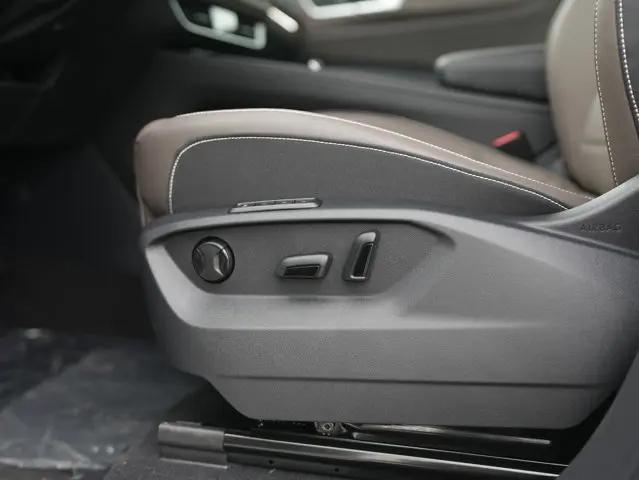 2026 Volkswagen Atlas SEL