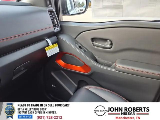 2026 Nissan Frontier Crew Cab PRO-4X 4x4