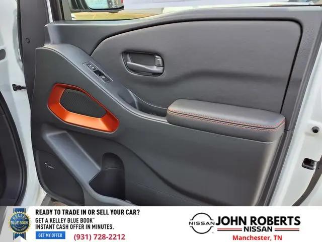 2026 Nissan Frontier Crew Cab PRO-4X 4x4