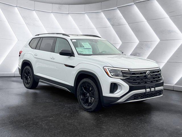2026 Volkswagen Atlas Peak Edition