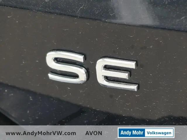 2026 Volkswagen Taos SE